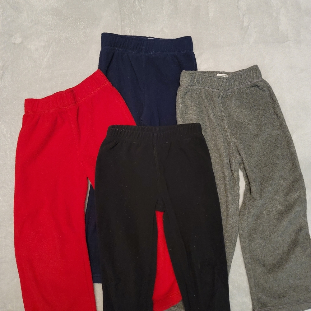 4 pairs of fleece pants